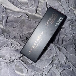 Anastasia Pomegranate Lip Color